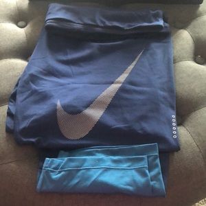Nike Crop Athletic Pants